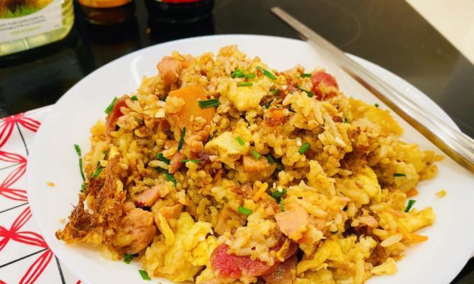 孜然蛋炒饭的制作方法（美味可口的中式主食）