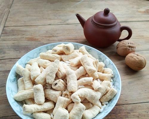 自制芝麻核桃麦芽糖的做法（健康美味的零食制作方法）