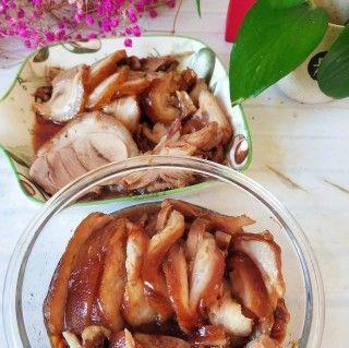 如何制作美味的蒸肘子（一道口感鲜嫩，滋味浓郁的传统美食）