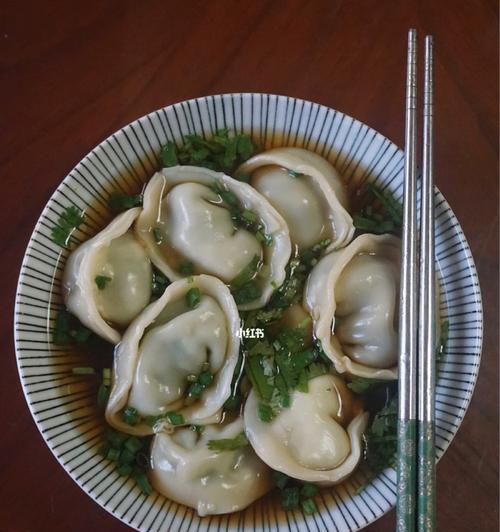 原汤水饺的制作方法（传统美食的独特魅力）