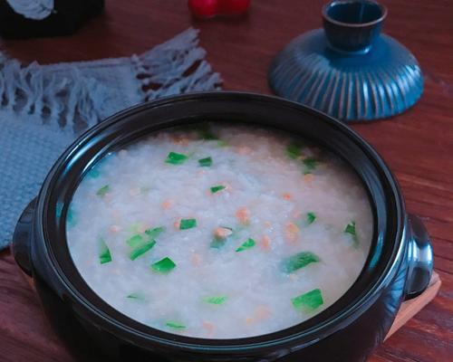 营养蔬菜粥的制作方法与食用建议（健康饮食从一碗粥开始）