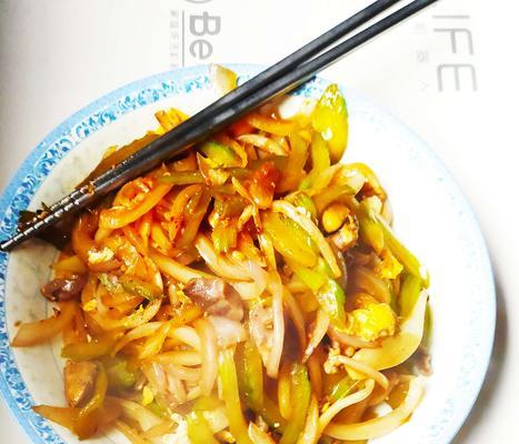 家常美食——洋葱炒鸡胗（用香辣的味道征服你的味蕾）