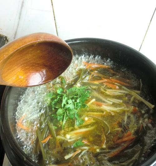 羊肉片海带汤的做法（暖胃养生，滋味鲜美）