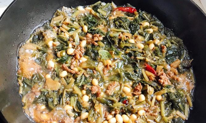 雪里蕻菜饼的制作方法（清爽美味的冬日小食品）