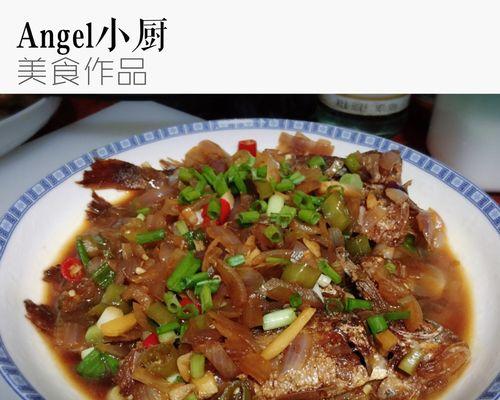 小黄鱼配番茄酱美味又营养（简单制作）