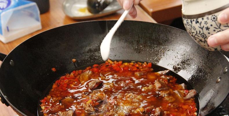 香辣秘制牛肉酱的制作方法（如何制作口感鲜美、香辣可口的牛肉酱？）