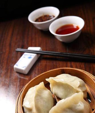 香菇火腿饺子的制作方法（用香菇和火腿打造的美味饺子）