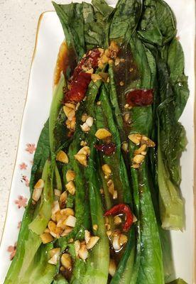 香菇炒油麦菜的做法（家常美食）