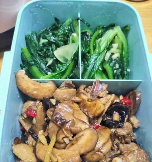 香菇炒油麦菜的做法（家常美食）