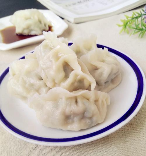 香干猪肉馅饺子的制作方法（传统美食的经典组合）