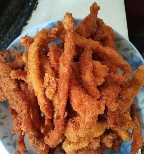 如何制作香脆炸鸡柳（美味酥脆）