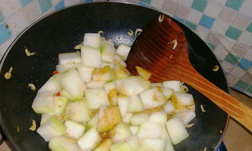 一道清爽夏日美食——虾米蒸冬瓜（清凉消暑）