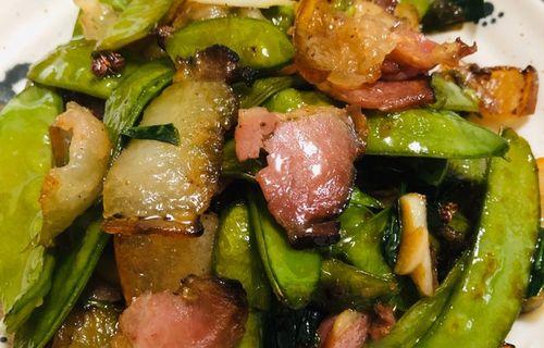 豌豆炒腊肉，美味可口的家常菜（以豌豆为主角）