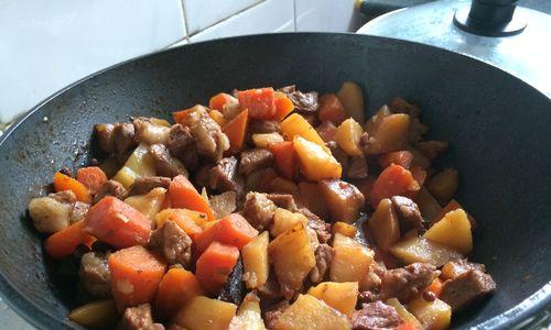 学会土豆烧肉丸，轻松变身料理高手（土豆烧肉丸做法详解）