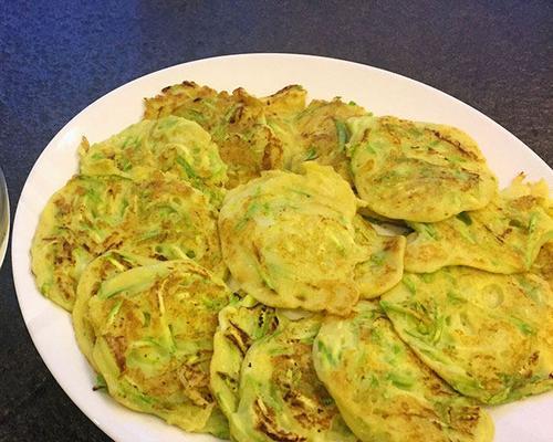 学做可口的笋瓜饼（家庭美食）