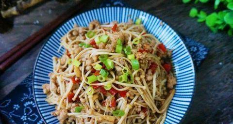 蒜香肉末香芋丝的制作方法（用肉末和香芋丝制作一道美味佳肴）