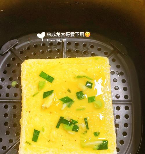 蒜香黄油吐司条的制作方法（简单易学）