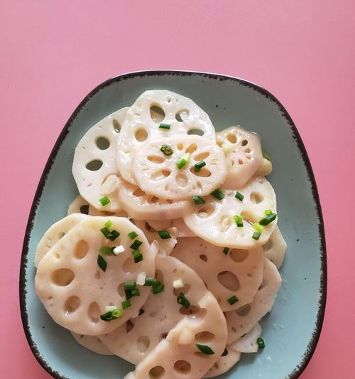 清爽美味，素炒莲藕的做法（健康饮食之道）