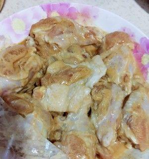 一口香脆有嚼劲的酥炸鸡翅根（用料简单）