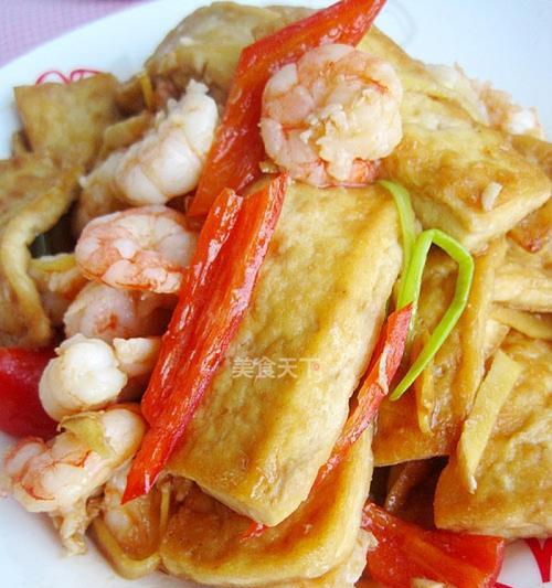 圣女果烧豆腐，美味又营养（用圣女果点亮豆腐的味蕾）