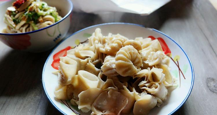 西北风味的莜面鱼香猫耳制作详解（传统美食）