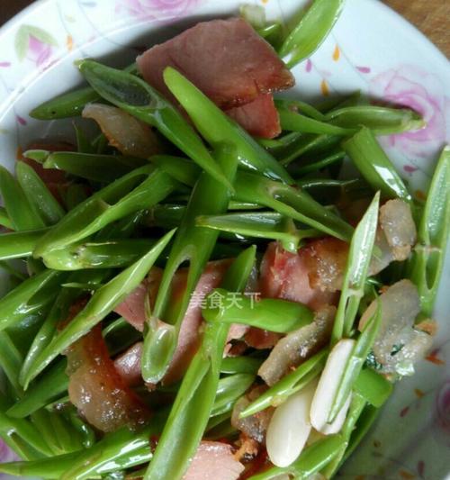 家常美食——腌豇豆炒腊肉（用料简单）