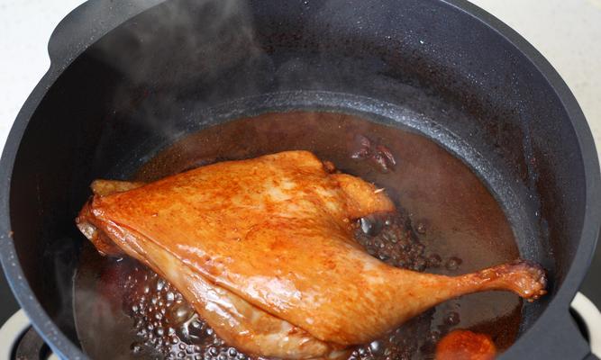 土豆咖喱鸭肉饭的制作方法（一步步教你如何制作香气扑鼻的土豆咖喱鸭肉饭）