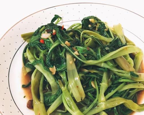 家常美食，虾酱蚝油炒菜（以空心菜和通菜为例）